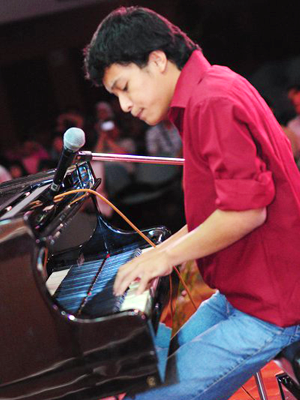 MJF2014-participant-yakub-saputra-piano-usa_300x400